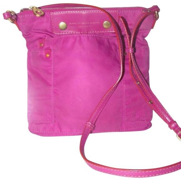 Marc Jacobs Magenta Canvas Leather Crossbody - Picture 1 of 9